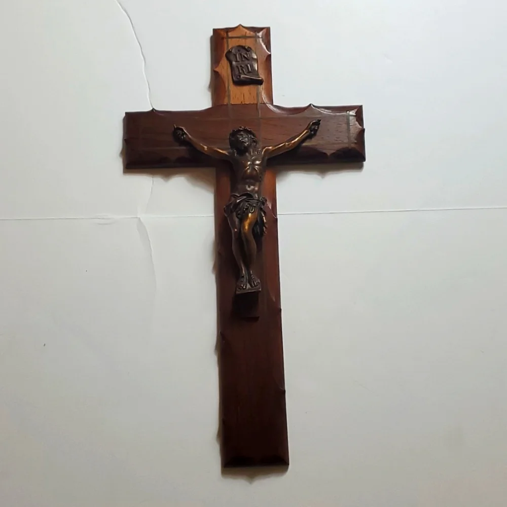 Heavy wood cross